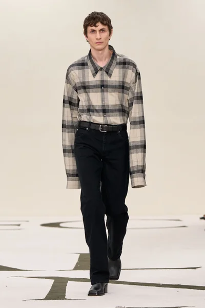 Look 21